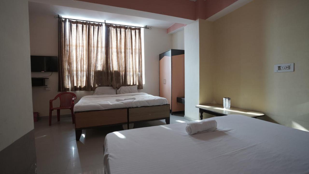 Hotel Mohan By Wb Inn Agra  Exterior foto