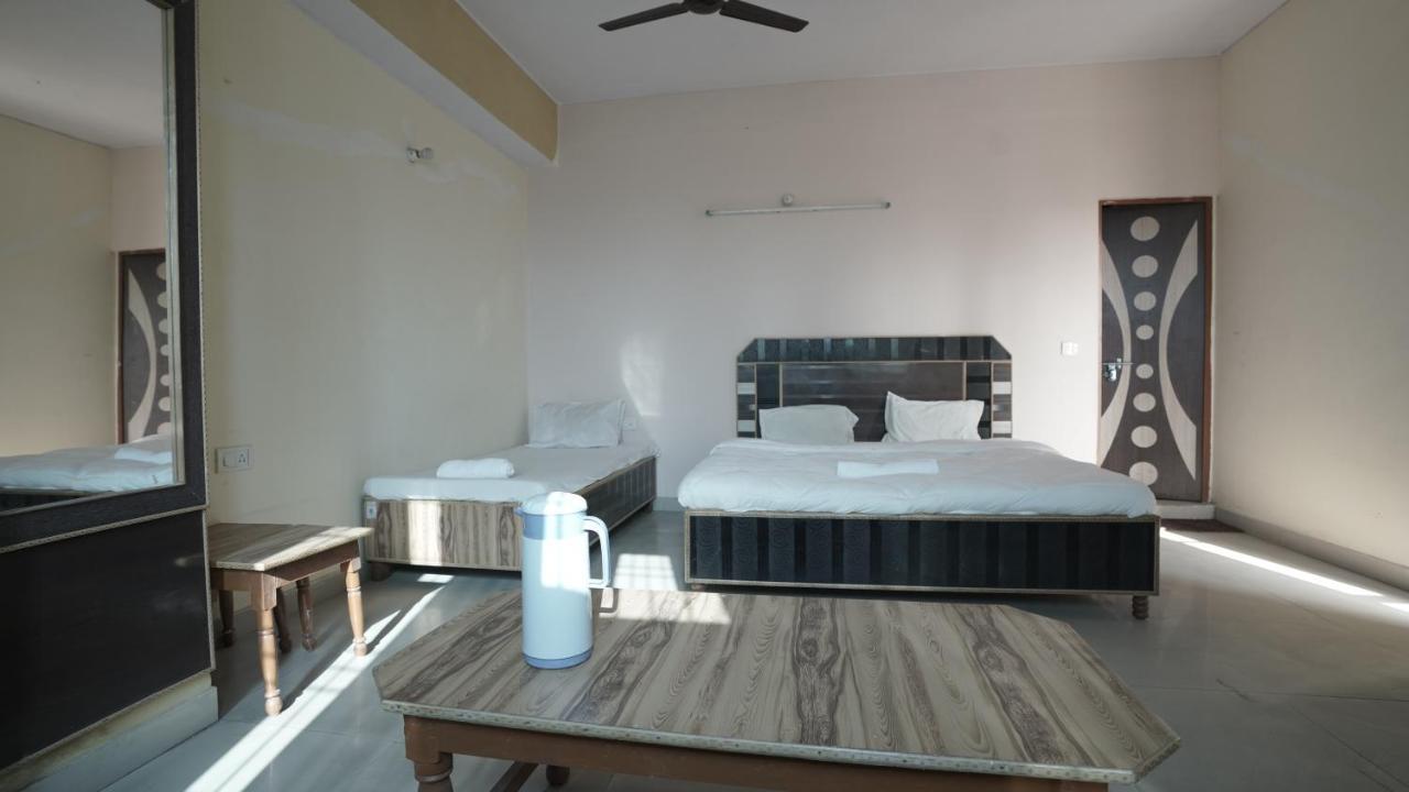 Hotel Mohan By Wb Inn Agra  Exterior foto